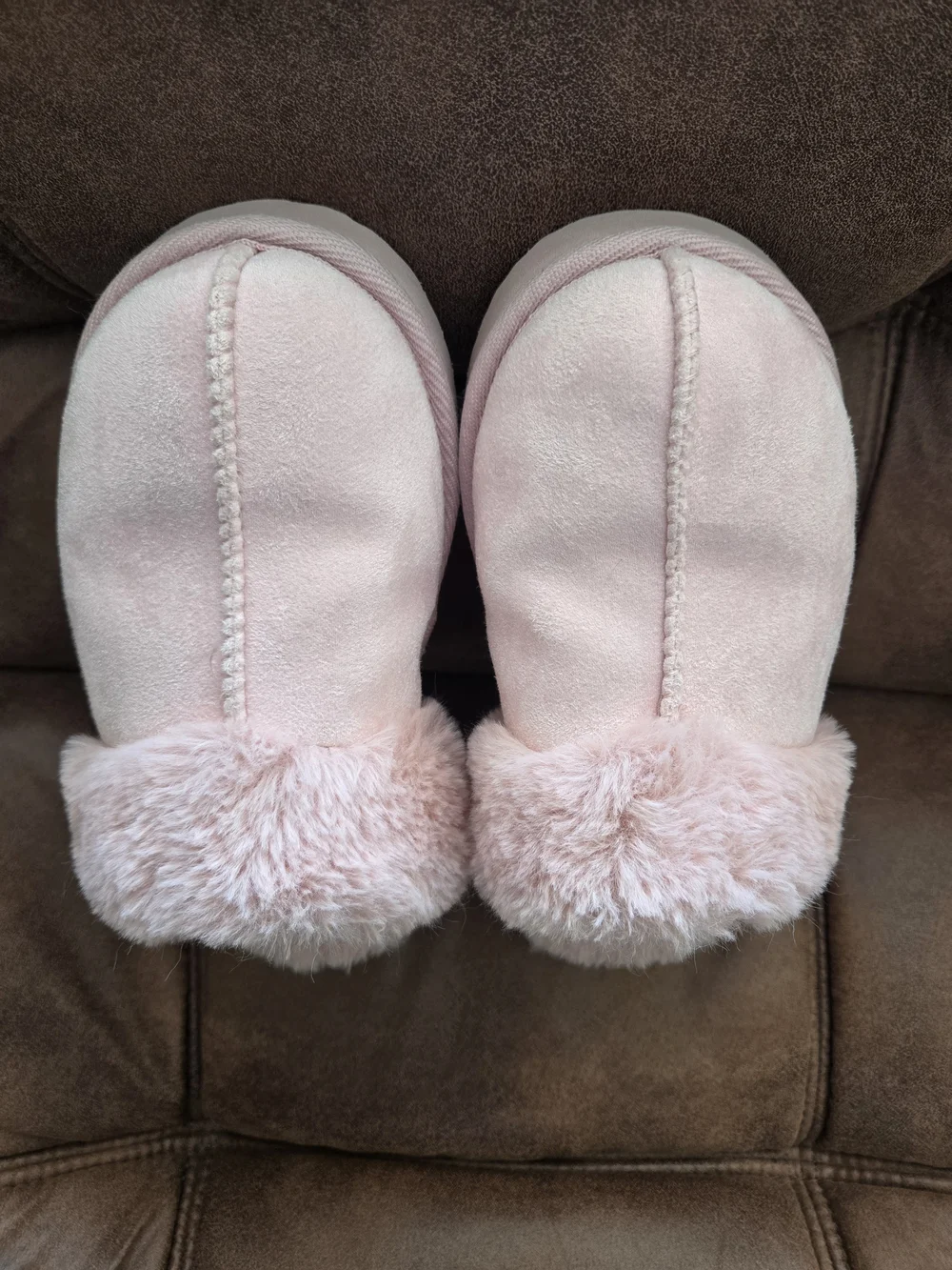 Wonder Nation Pink Faux Fur Slippers Toddler Girls Size 4/5